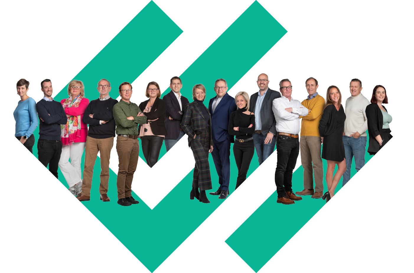 Teamleden van Claeys Expertise in een professionele groepsfoto, glimlachend en zelfverzekerd poserend.